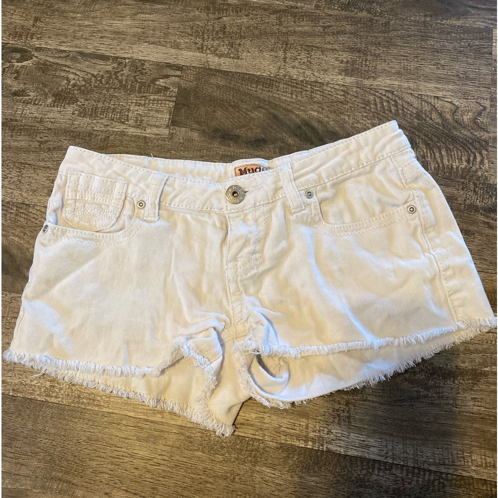 White Mudd shorts size 3